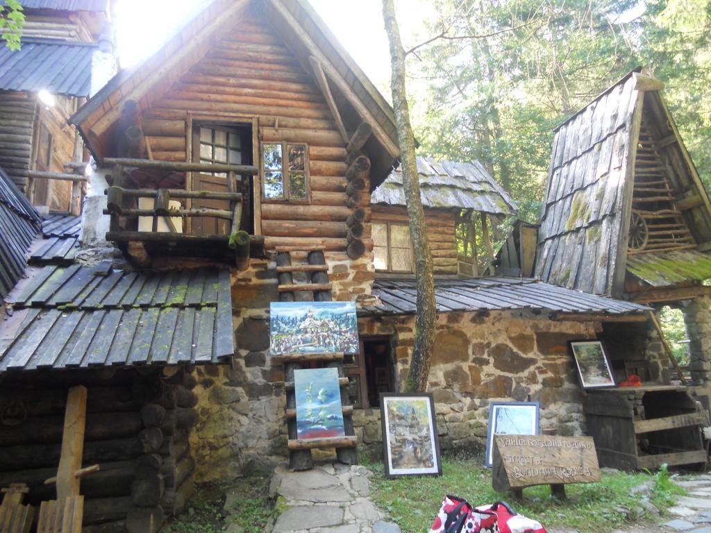 Holiday Park Zelenkovac Podrasnica Екстериор снимка